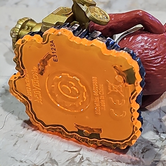 Skylanders Giants Trigger Happy Series 2 Character Figure - Picture 6 of 6